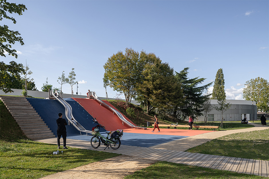 Toboggans_plaine des sports de Petit-Quevilly- Stephane-ABOUDARAM-WEARECONTENTS